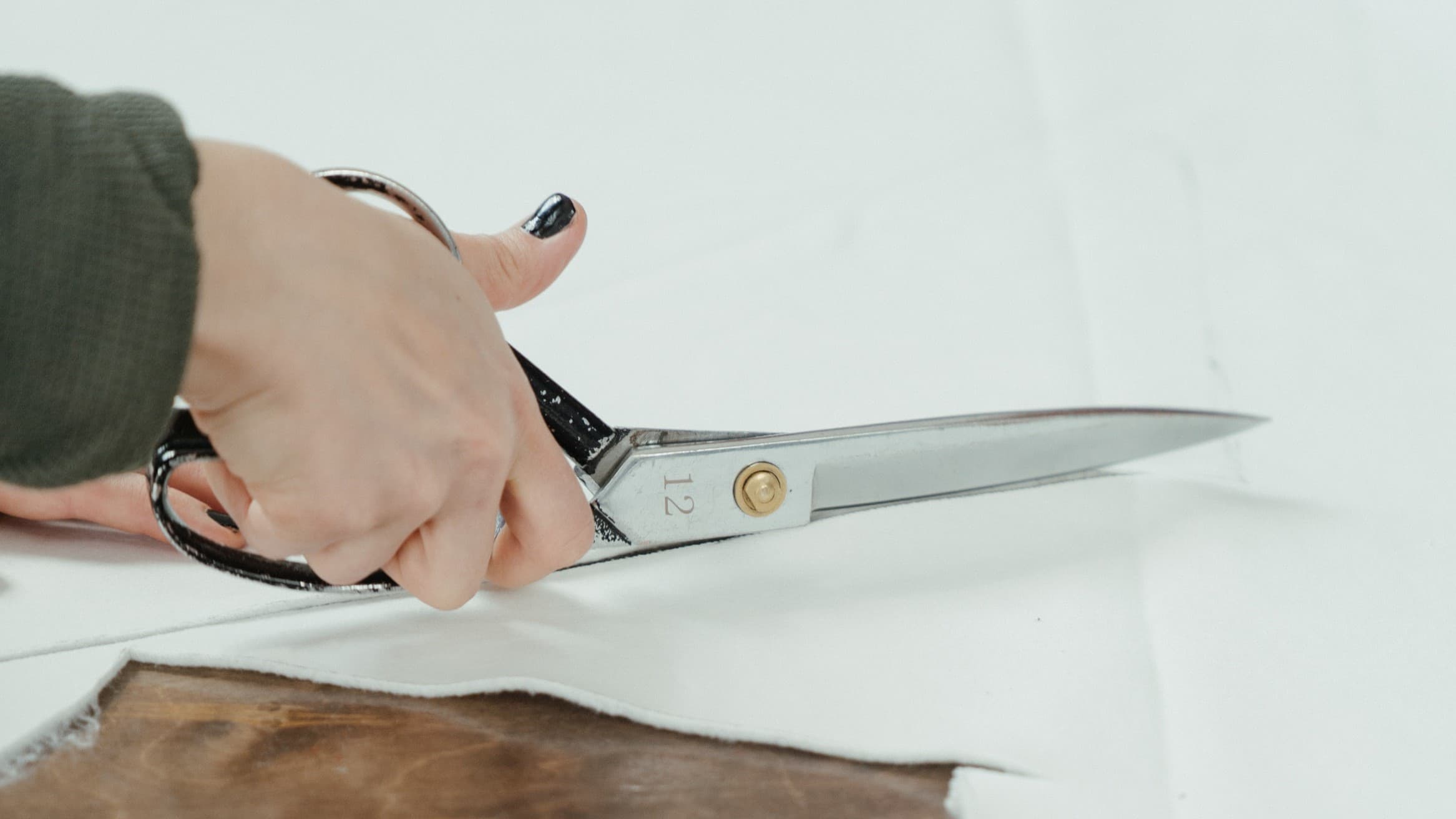 scissors cutting cloth