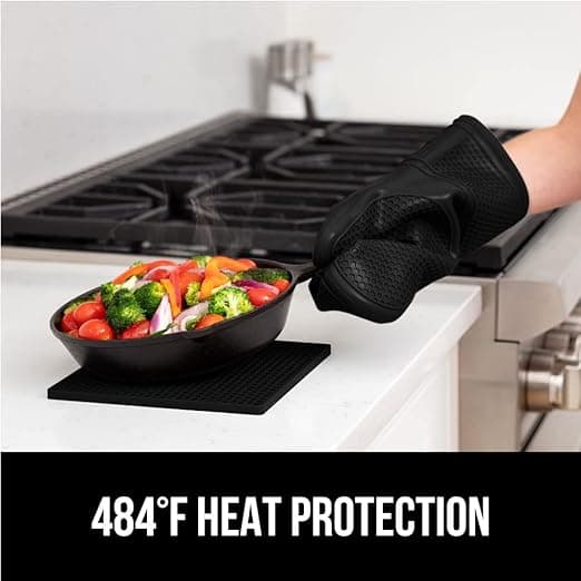 amazon image Gorilla Grip Heat and Slip Resistant Silicone Oven Mitt and Trivets Set